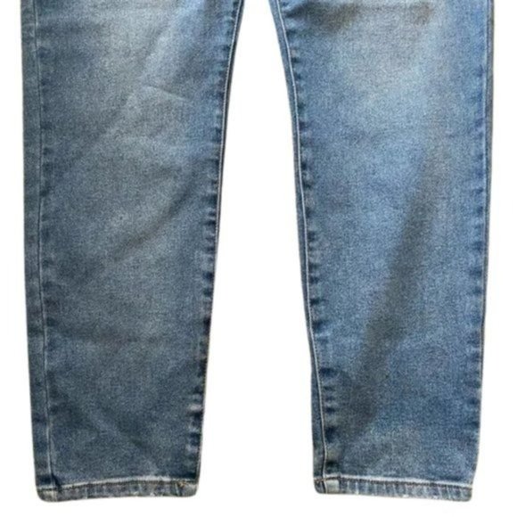 BLANK NYC "It's Vintage" Overalls Medium Wash Denim Size 29 - Picture 10 of 10